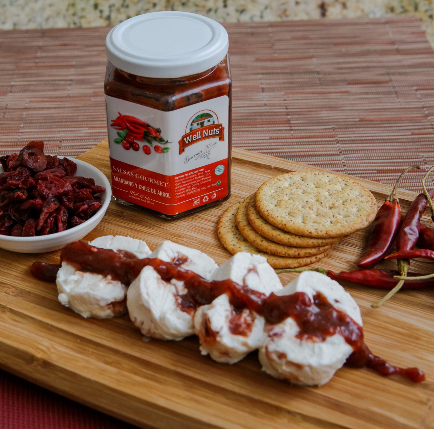 Salsa artesanal arándano chile árbol picante WellNuts Gourmet